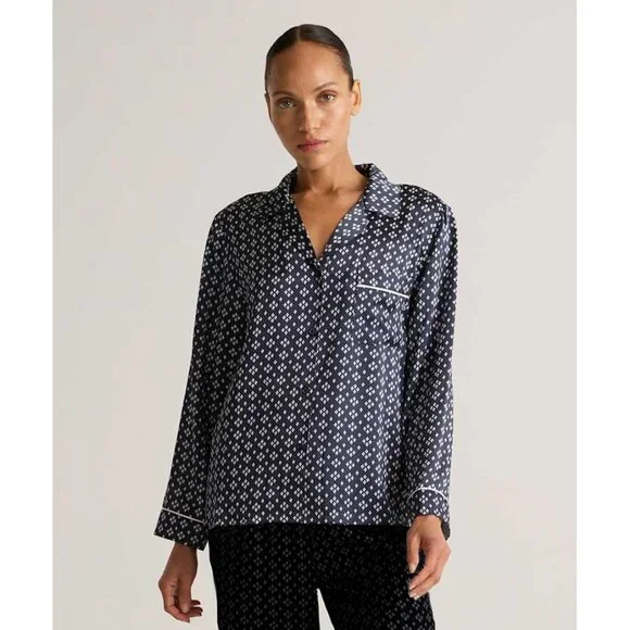 NWT Quince 100% washable silk navy blue tiny diamonds long sleeve pajama top - Picture 1 of 7